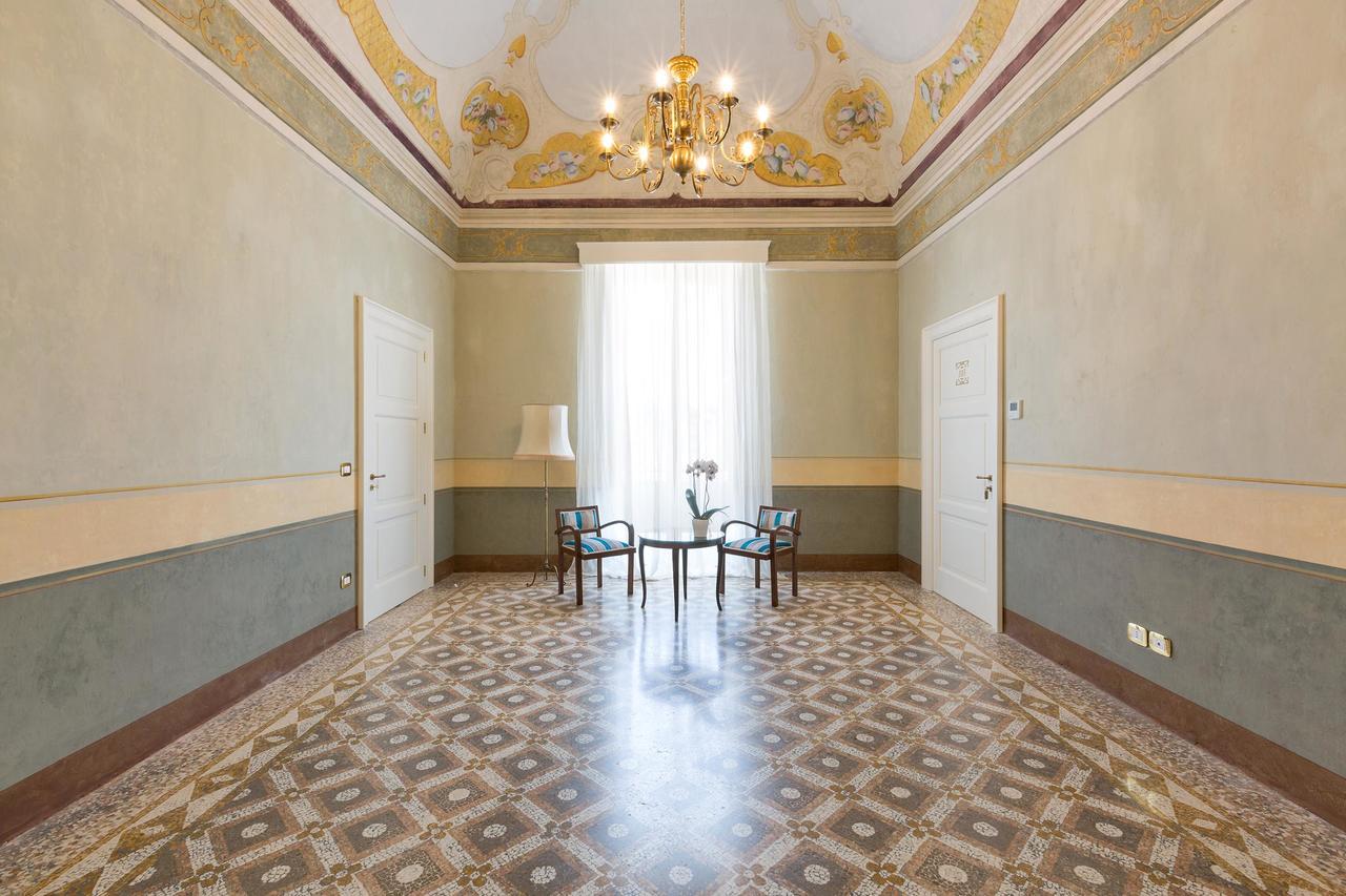 Palazzo Fasti Panzió Casarano Kültér fotó